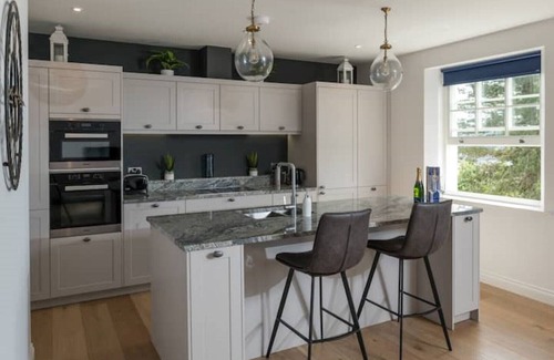 Bath Apartamento | Bath Penthouse with amazing views and lift access