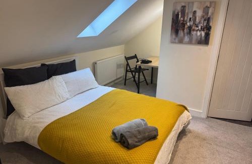 Hanham Casa | Bath rd villa