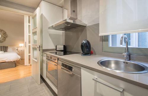 Eixample Apartamento | CITY CENTER Acogedor apartamento de lujo, cerca de Passeig de Gracia; Wifi gratuito de 300Mb