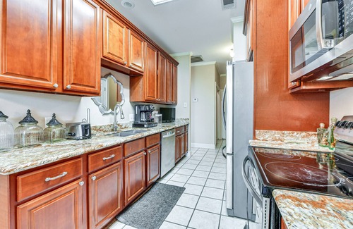 Broadmoor Casa | Baton Rouge Retreat w/ Patio, Grill & Fire Pit!
