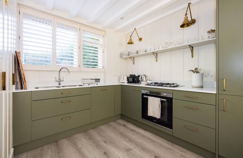 St. Mary's Park Apartamento | Battersea Set – 3 Bedroom Home with Garden