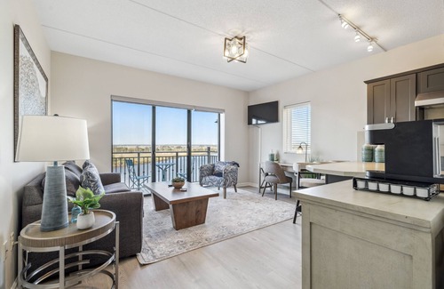 Riverwalk Apartamento | Battleship Vista - Parking