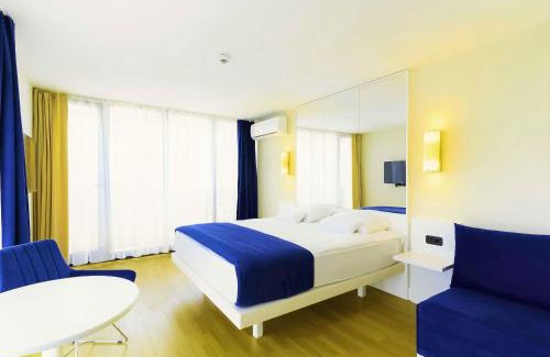New Boulevard Apartamento | Batumi Beach Resort & Sea View Aparthotel