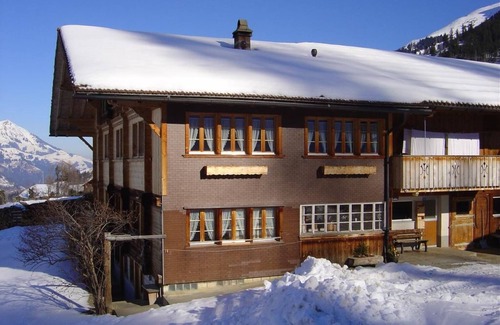 Achsete Apartamento | Bauernhaus Uf dr Flue by Interhome