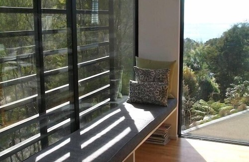 Ngaio Bay Cabaña | Bauhaus - Kaiteriteri Holiday Home