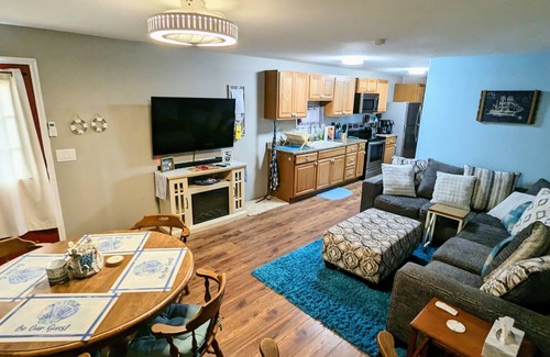 Palacios Casa | Bay Area Barndominium - Community boat ramp!