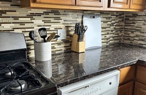 Hayward Condominio | Bay Area Bliss: Cozy Family Condo in the Heart of Hayward Hills Close to CSUEB!