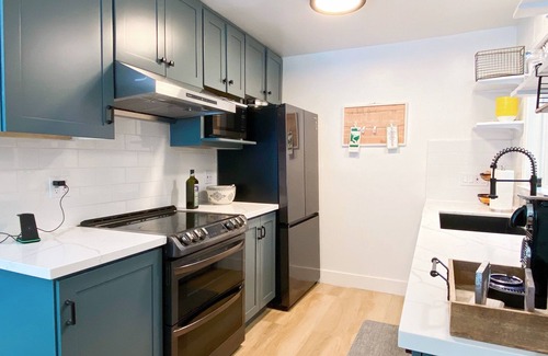 Mill Valley Apartamento | Bay Area Getaway -The Best in Downtown Mill Valley - Tesla Charger ,Yard FirePit