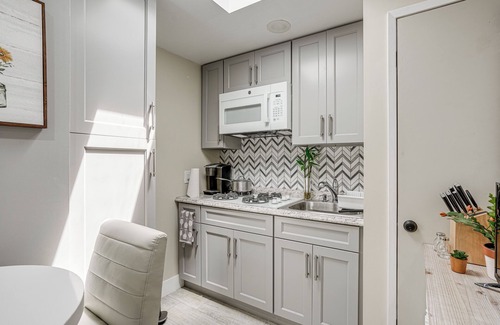 Ashland Apartamento | Bay Area Studio Suite ~ 3 Mi to Shoreline!