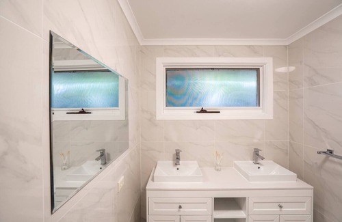 Clifton Springs Casa | Bay Beauty Clifton Springs Family Hideaway