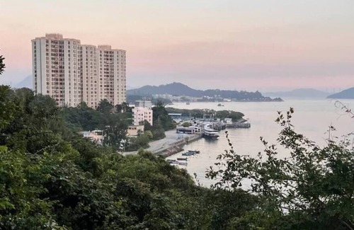 Islands District Apartamento | Bay Breeze Retreat | VIEWS!