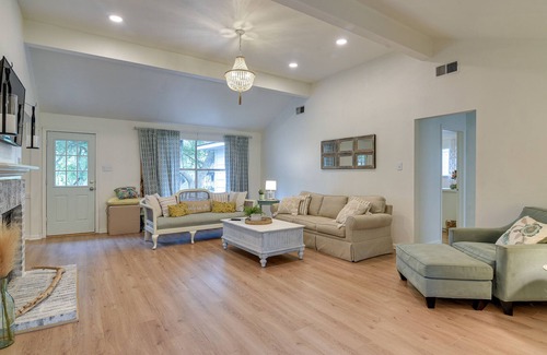 Cedar Lane Casa | Bay City Vacation Rental ~ 6 Mi to Sargent Beach