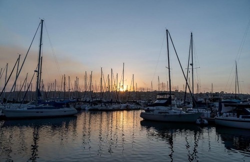 La Playa Hotel | Bay Club Hotel and Marina