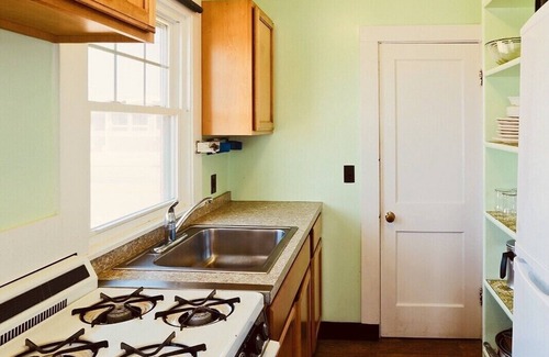North Truro Cabaña | Bay Front Days Cottage #12 (2254)