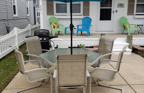 North Wildwood Casa | Bay Side Adorable 2 BR 1 Bath cottage