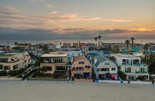 Central Mission Beach Casa | Bay View Buyout A by AvantStay Mission Beach Home on the Sand Sleeps 20