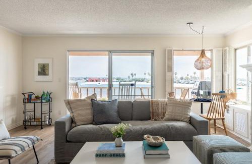 Central Mission Beach Casa | Bay View Buyout A by AvantStay Mission Beach Home on the Sand Sleeps 20