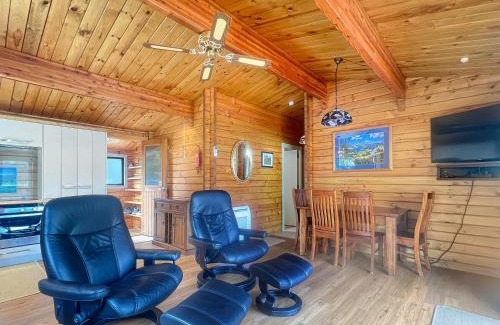 Duvauchelle Casa | Bay View Family Retreat