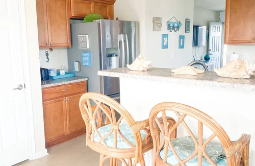 Galveston Casa | Bay View, Fishing, Watersports, Tropical Yard, Central Location!