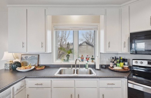 Green Bay Casa | Bay View Home - Draft Rental 15.5 Miles to Lambeau