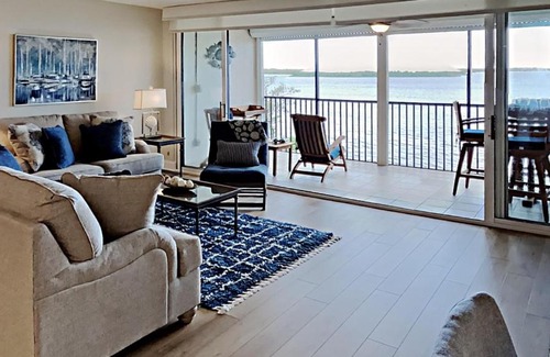 Punta Rassa Apartamento | Bay View Tower 233 Sanibel Harbour Resort