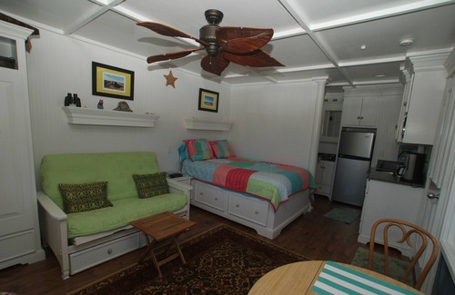 North Truro Apartamento | VISTAS A LA BAHÍA, PLAYA A TRAVÉS DE LA CALLE, ¡GRAN OFERTA!
