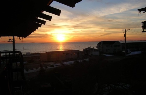 North Truro Apartamento | VISTAS A LA BAHÍA, PLAYA A TRAVÉS DE LA CALLE, ¡GRAN OFERTA!