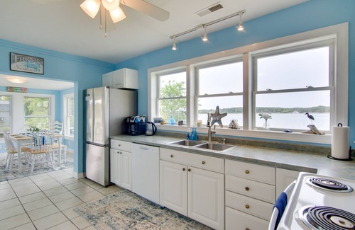Taylors Island Casa | Bay Views & Fire Pit: Taylor’s Island Retreat