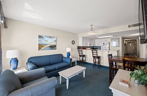 Crescent Beach Condominio | Bay Watch 333-2BR/2BA Oceanfront Condo in North Myrtle Beach