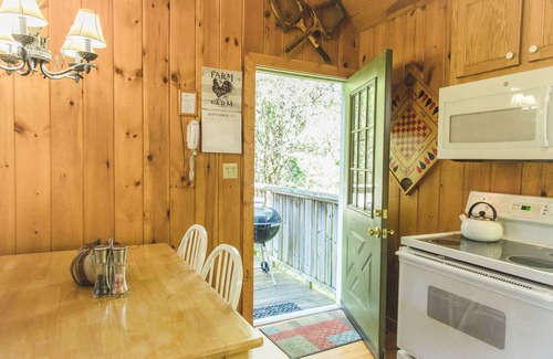 Lexington Casa | Bayberry Cottage