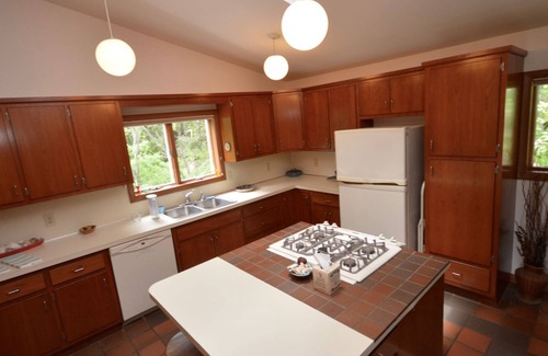 East Orleans Casa | Century Modern mediados Orleans Hideaway