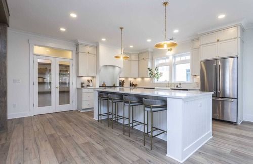 Northeast Virginia Beach Casa | Bayberry House Luxury, Modern, Steps to the Beach