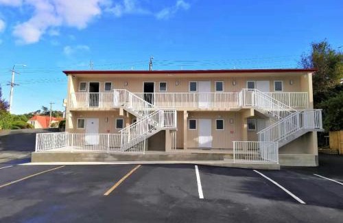 Musselburgh Hotel | Bayfield Motel and Apartment