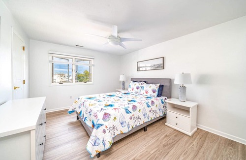 Stone Harbor Casa | Bayfront home on Pleasure Bay. Enjoy our 4 Bedroom/ 2.5BA- 14 Beds on the water