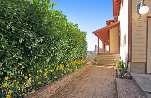 Newport Casa | Bayfront House