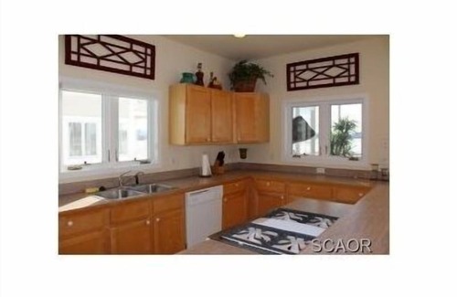 Bethany Beach Casa | Lujo Bayfront-1/4 blk al océano; piscina; fin de semana de vacaciones y principios de primavera disponibles