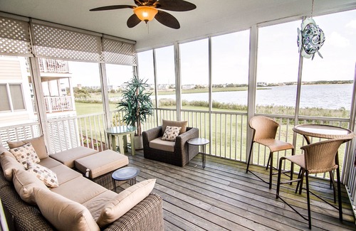 Bethany Beach Casa | Lujo Bayfront-1/4 blk al océano; piscina; fin de semana de vacaciones y principios de primavera disponibles