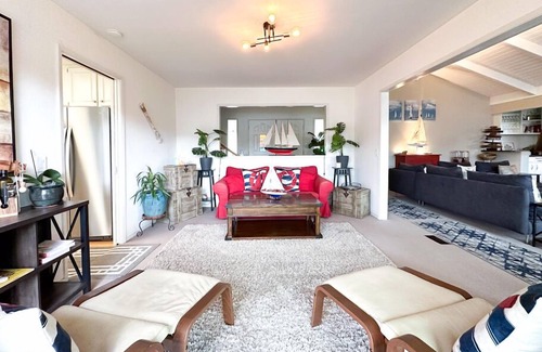 Country Club Casa | Bayfront Oasis | Deck, Fire Pit, Kayaks – Near Wine Country