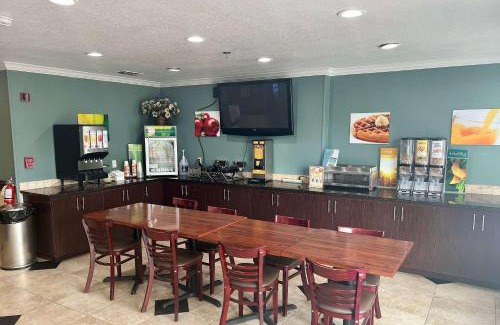 Willow Park Hotel | Baymont by Wyndham Willow Park