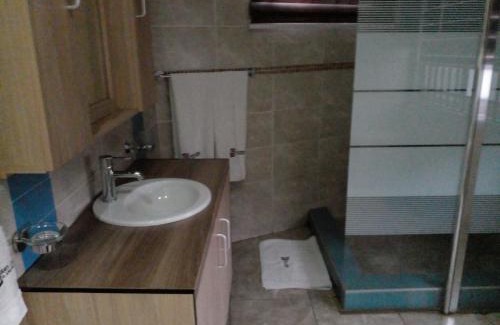 Teshie Cabina | Bays Lodge, Accra