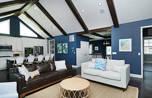 Bayside Casa | Bayside Beach House with Views of Magnolia Tree and Beyond