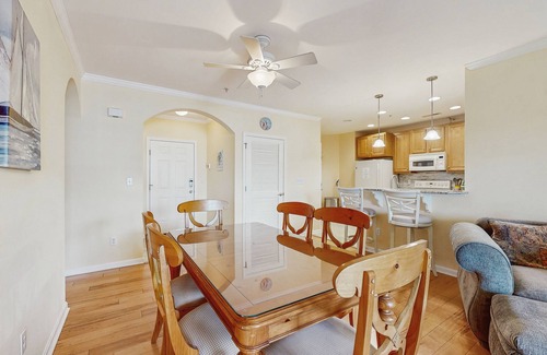 Sun Ridge Condominio | Bayside Condo w/ Balcony & Amazing Shared Pools, Hot Tub, Golf, Tennis, Fitness