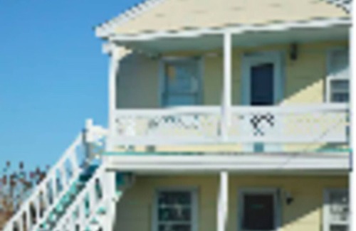 Ocean City Cabaña | Bayside Family Cottages bayside life and easy walk to the beach and boardwalk !