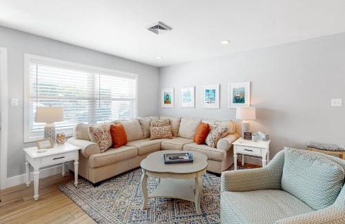 Little Salisbury Casa | Bayside Getaway on 87th