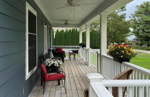 Northport Casa | Bayside Manor