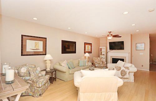 Sun Ridge Casa | Bayside Resort - 11420 West Sand Cove
