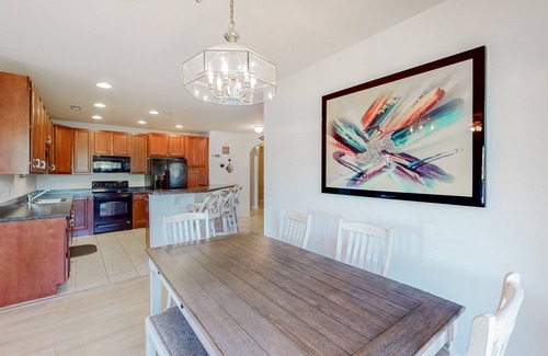 Sun Ridge Condominio | Bayside Resort 2nd floor condo w/ pool, dog-friendly, and gym