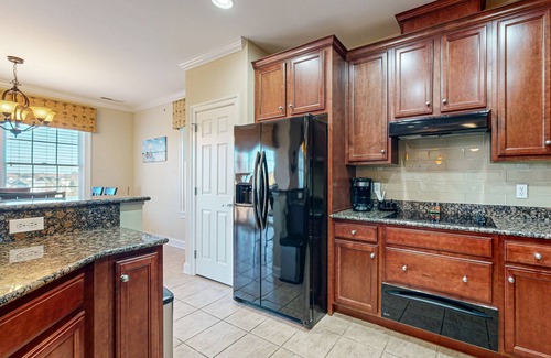 Sun Ridge Condominio | Bayside Resort dog-friendly condo with golf, pools, gyms, hot tubs, tennis, AC