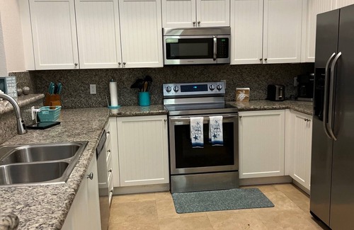 Alice Town Casa | Bayside Single-Family Home 4 BR 4 BA Bimini Bay Bahamas