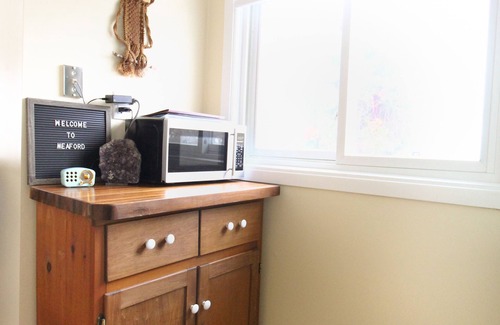 Meaford Casa | BAYVIEW AND SUNRISE! 1 bedroom close to ski hills and Bruce County